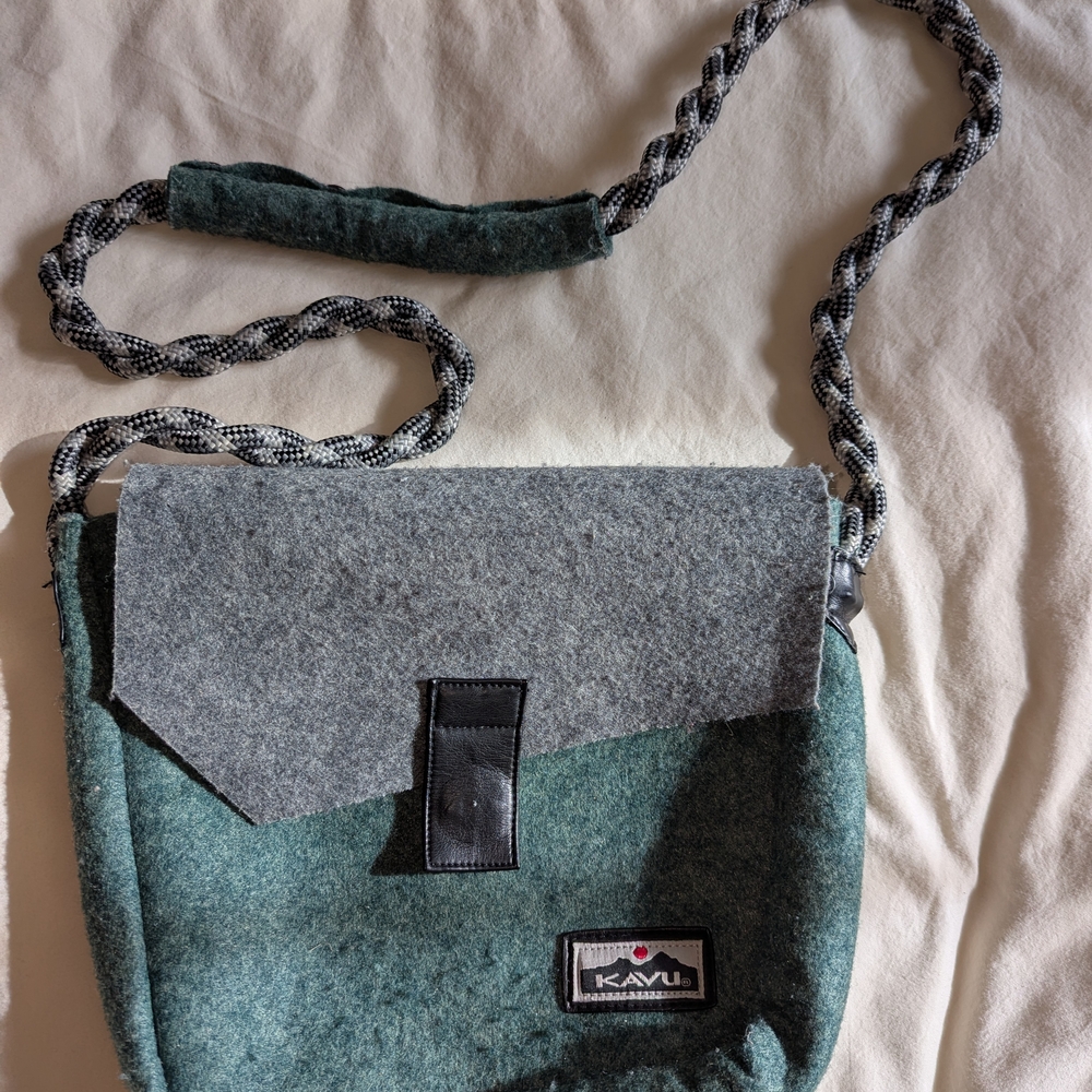 KAVU Green and Gray Crossbody Bag